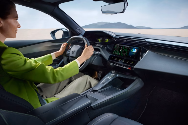 Khoang lái i-Cockpit thế hệ mới